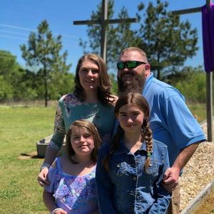 Meet your Posher, April